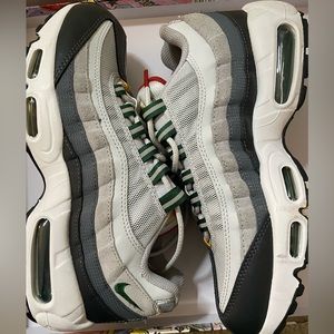 NEW Nike Air Max 95 Pure Platinum/Gorge Green Sneakers Men Size 7.5|Women Size 9